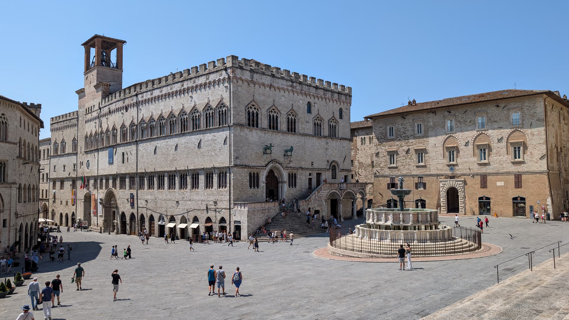 Piazza IV Novembre in Perugia with the Fontana Maggiore