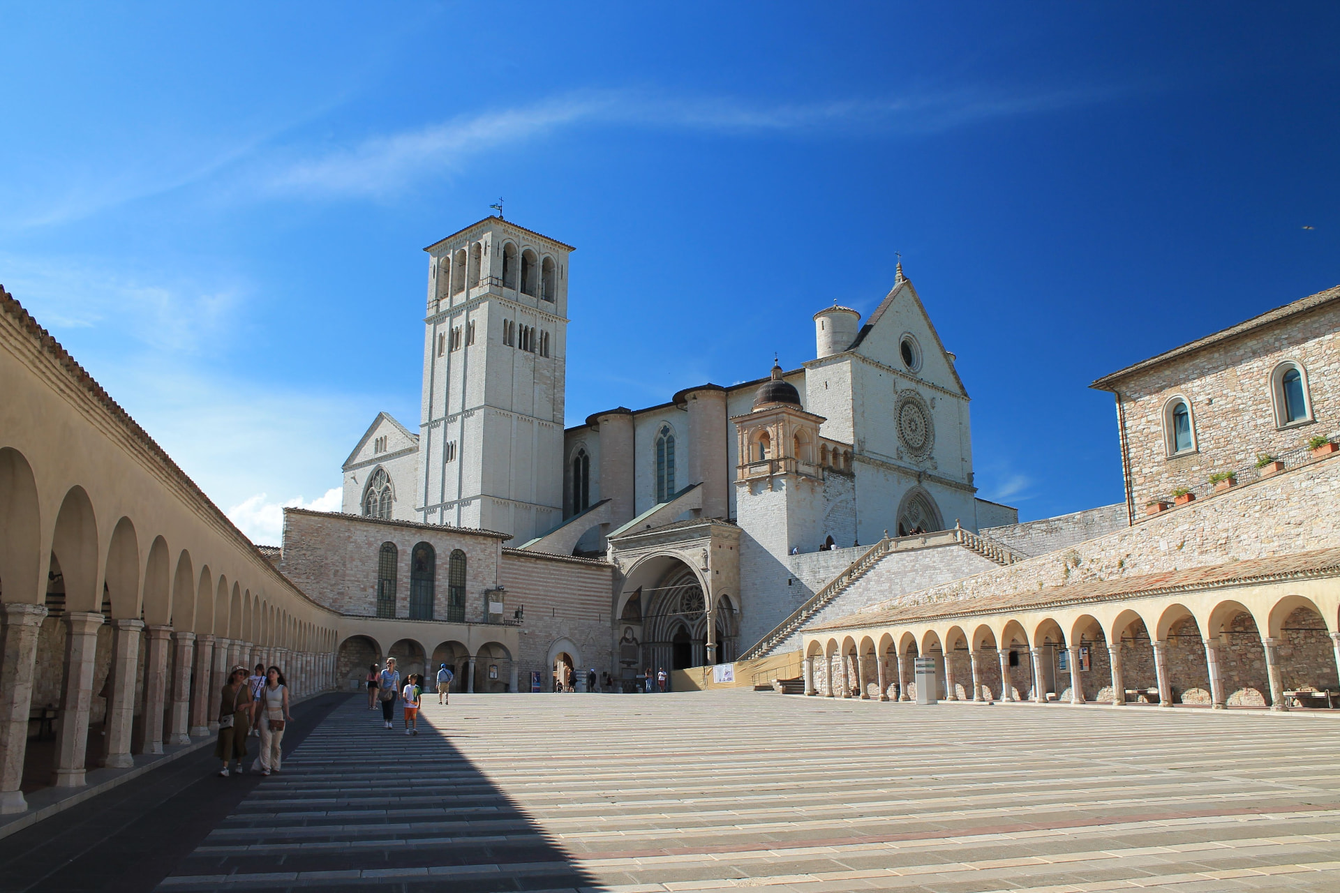 The Basilica of San Francesco and its arcaded square