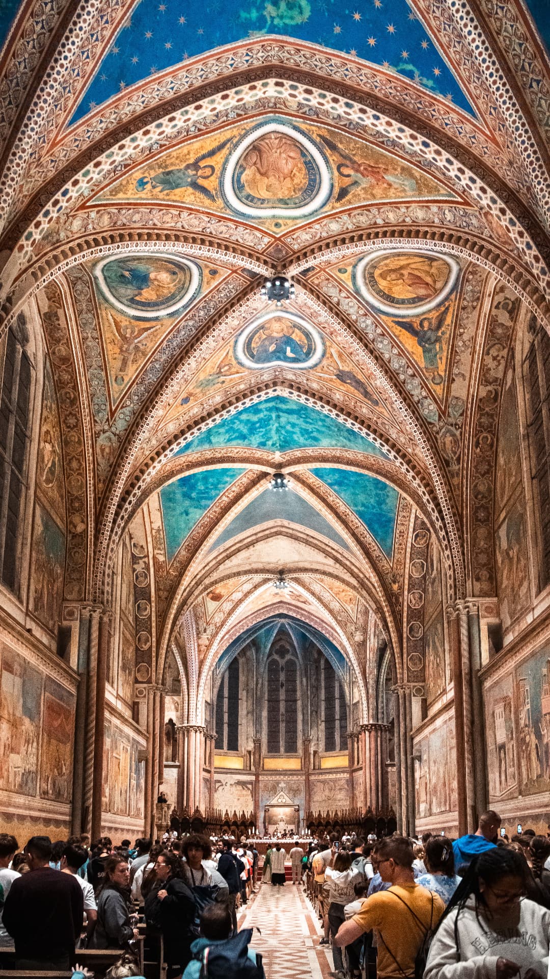 The frescoed gothic vaults of the Upper Basilica